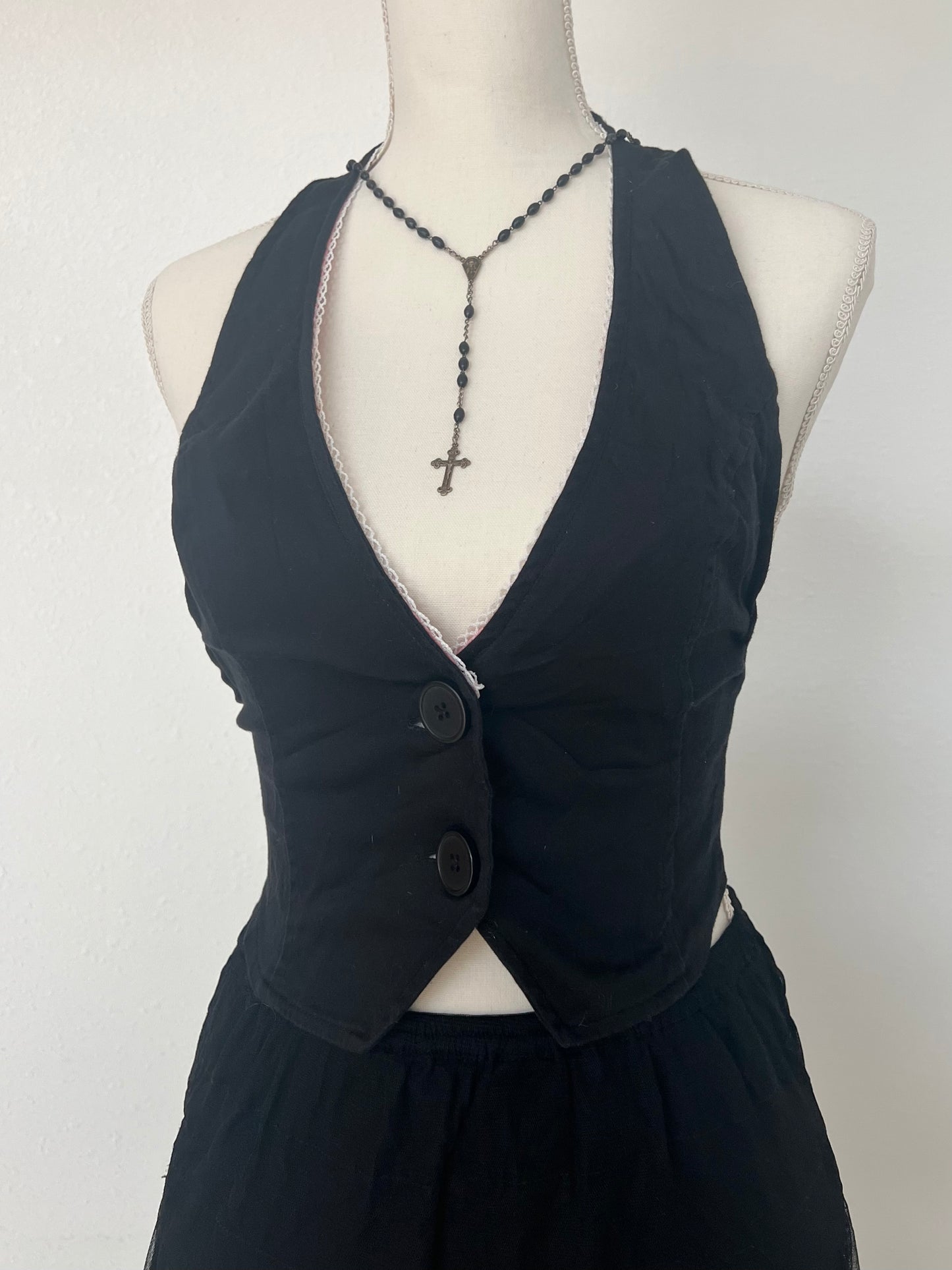 00's Brand Cropped Vest Halter Top in Midnight Black (Small)