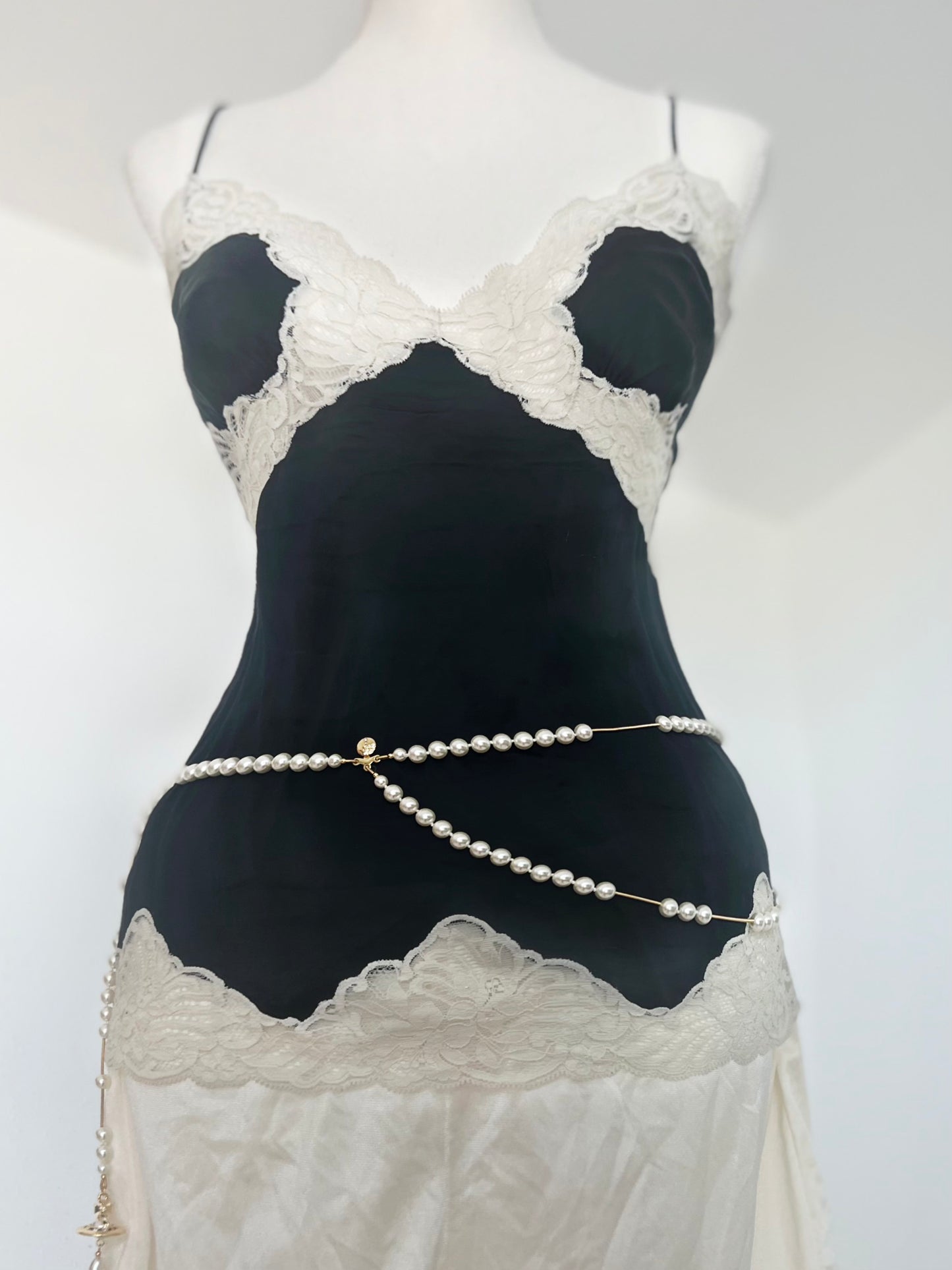 Elegant Silk Black and Cream Strappy Tank Top (L)